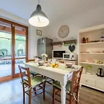 Sweet Garden & View - Happy Apartment Besozzo
