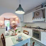 Sweet Garden & View - Happy Apartment