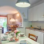 Apartment Sweet Garden & View - Happy Besozzo