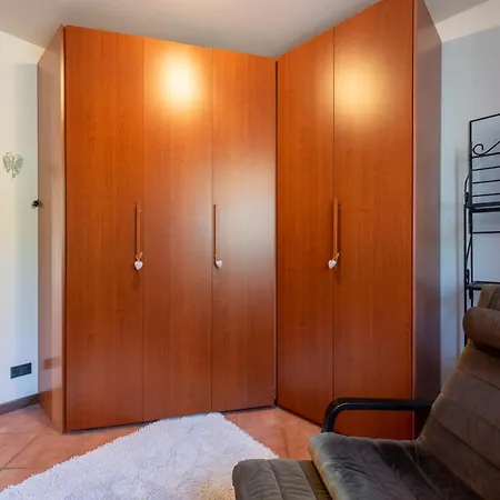 Homesweethome Lake-View Villetta A Schiera With Garden - Happy Rentals * Besozzo