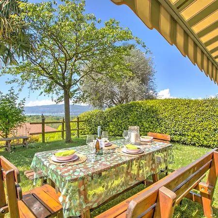 Homesweethome Lake-View Villetta A Schiera With Garden - Happy Rentals Casa vacanze *