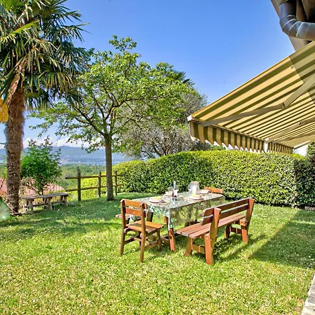 Homesweethome Lake-View Villetta A Schiera With Garden - Happy Rentals Casa vacanze *