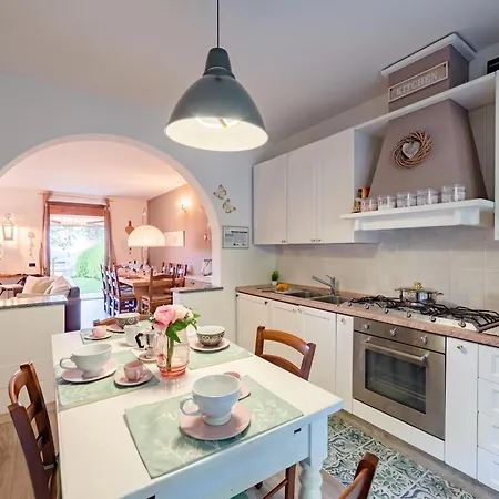 Homesweethome Lake-View Villetta A Schiera With Garden - Happy Rentals * Besozzo