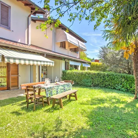 Homesweethome Lake-View Villetta A Schiera With Garden - Happy Rentals Casa vacanze *