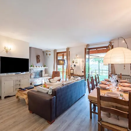 Homesweethome Lake-View Villetta A Schiera With Garden - Happy Rentals Holiday home