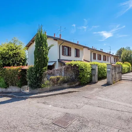 Homesweethome Lake-View Villetta A Schiera With Garden - Happy Rentals * Besozzo