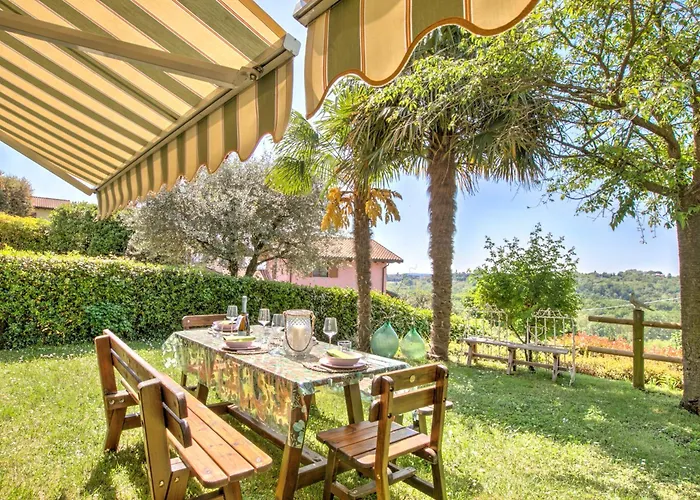 Sweet Garden & View - Happy